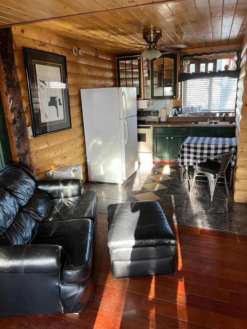 The Gratitude Homestay Alamosa Exterior photo